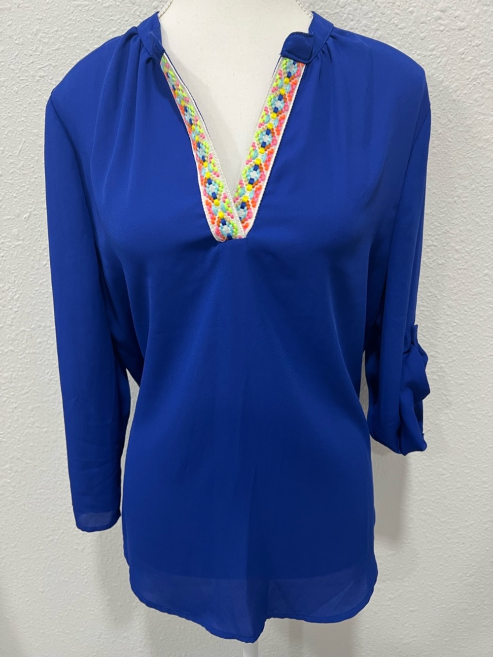 SOCIETY GIRL Chiffon Tunic Embroidered Vneck Trim EUC